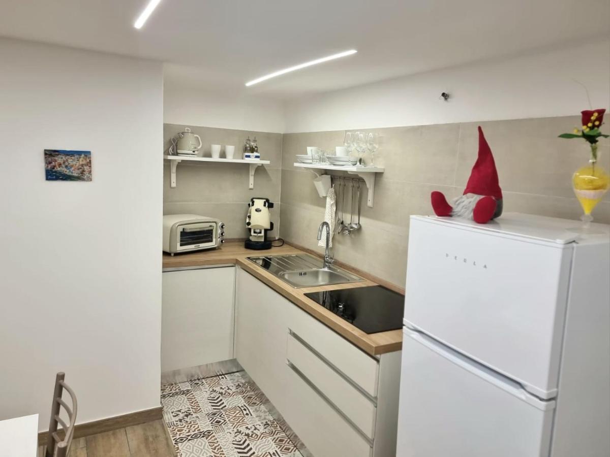 Casa Comoda E Centrale In Quartiere Storico Di Napoli Экстерьер фото